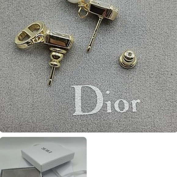 Dior Gold and Pearl Earrings - Picture 1 of 3